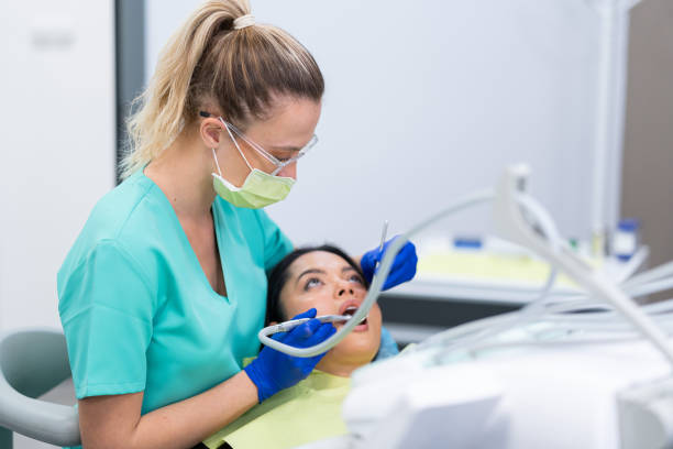 Best Emergency Tooth Extraction in Union Park, FL